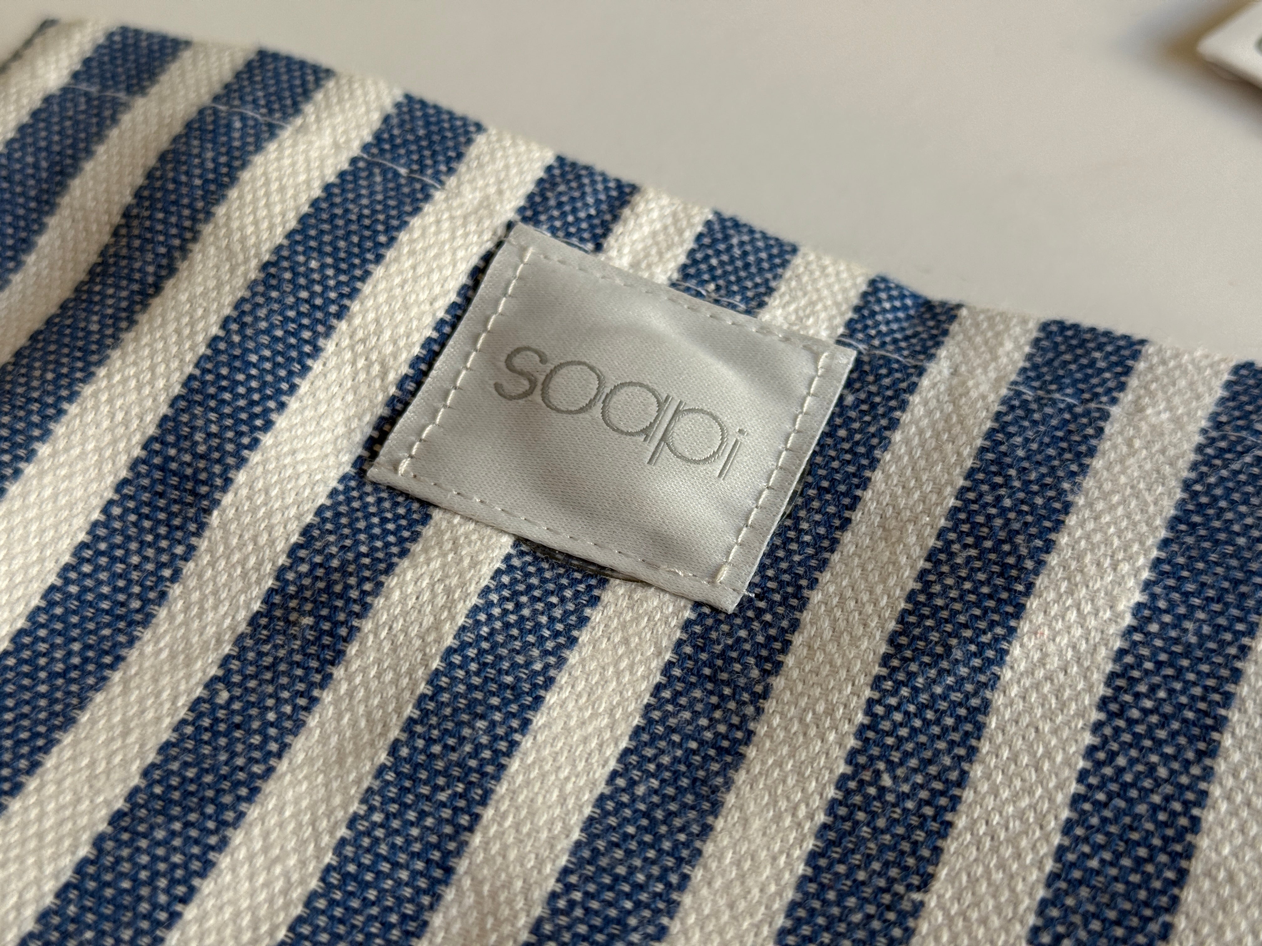 Soapi Magnetisches Küchentuch - gestreift blau