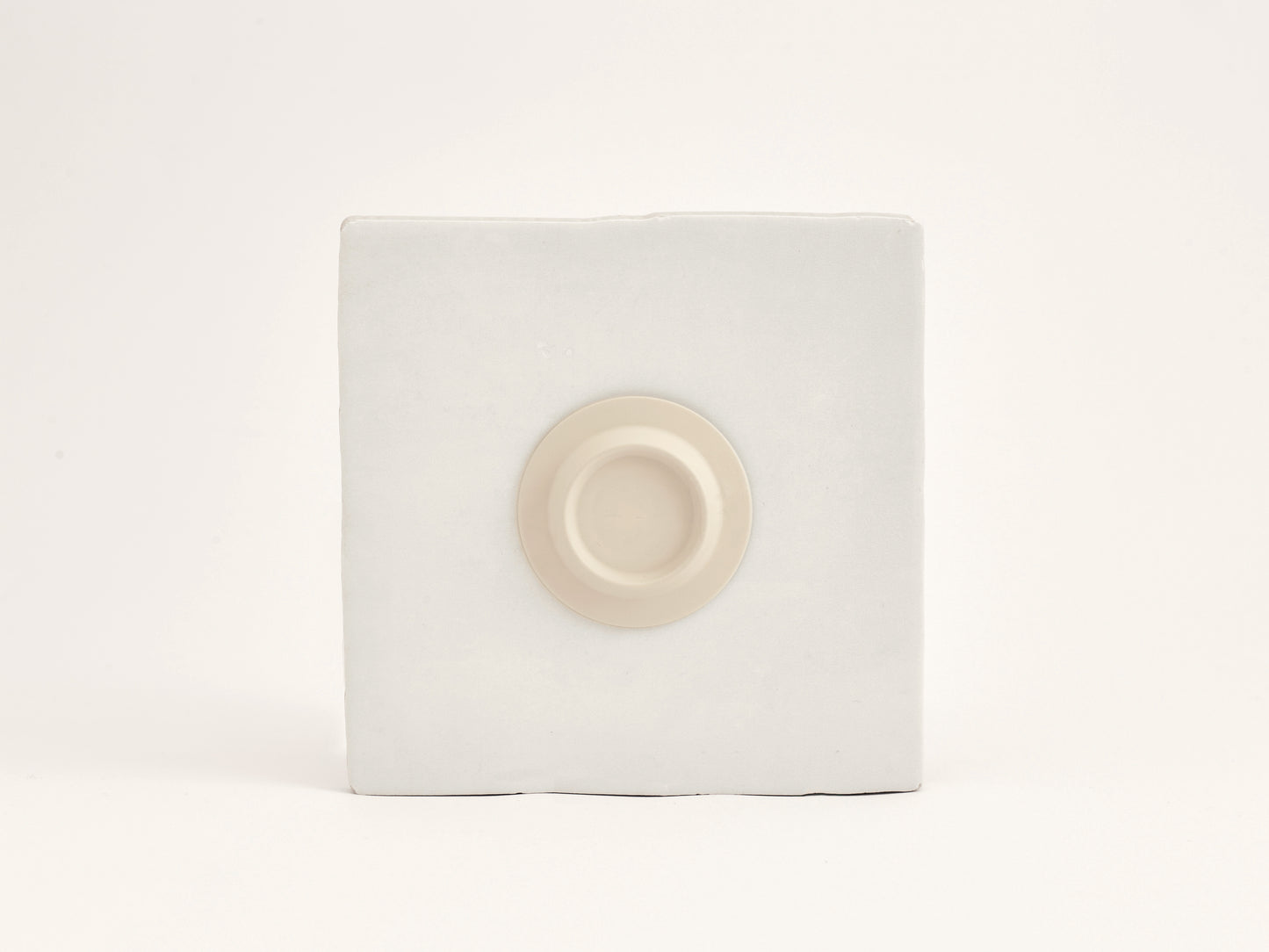 Soapi Off-white - magnetic soap holder